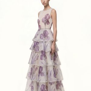 Robe Longue Organza Imprimé Iris à Volants Bordures Bijoux - Blanc/Violet