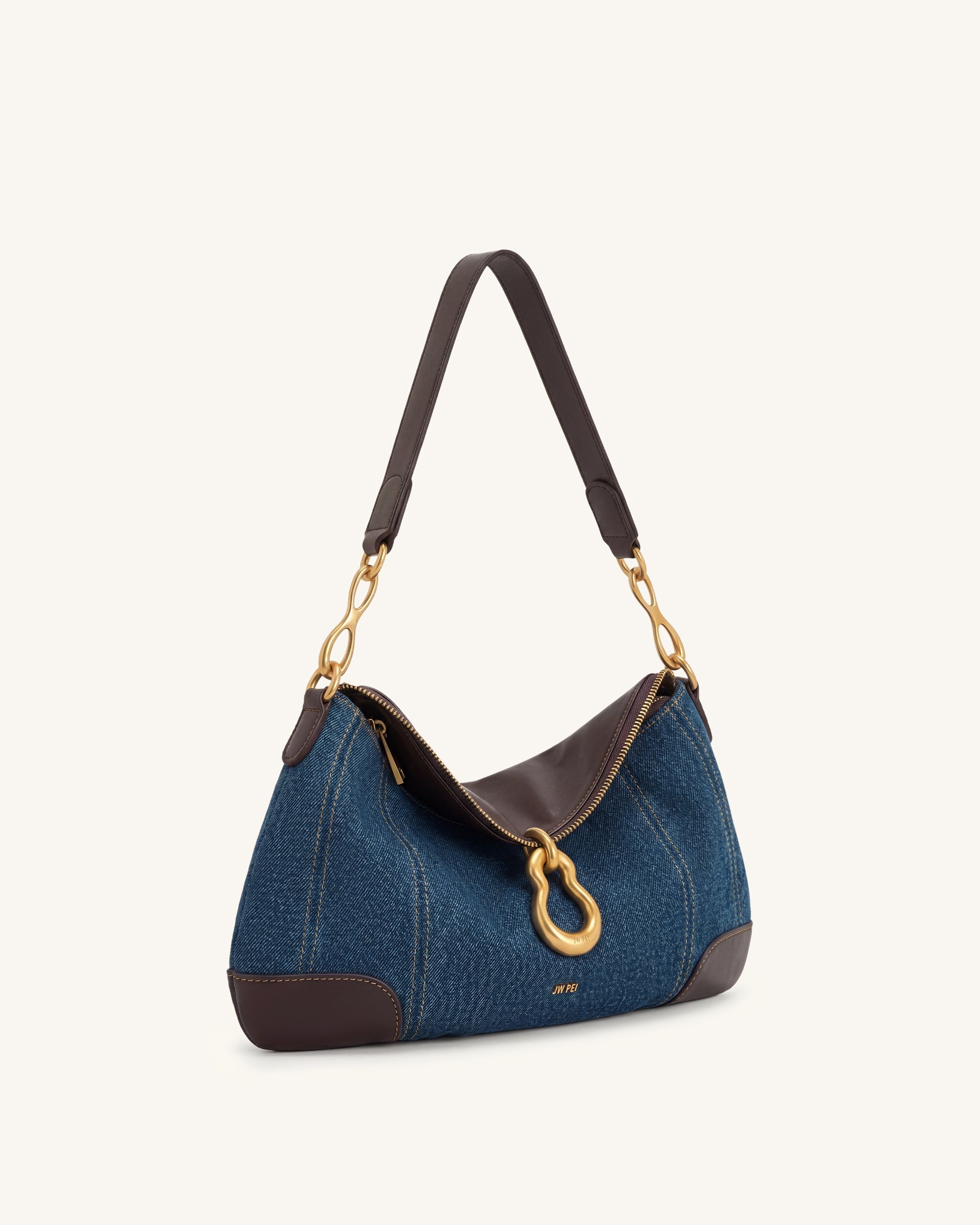 Jayla Sac porté épaule orné d'un pendentif métallique - Denim bleu – Image 2